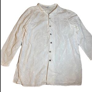 C.M.C. By Color Me Cotton Women’s White Floral Embroidered Button-Up Shirt XL